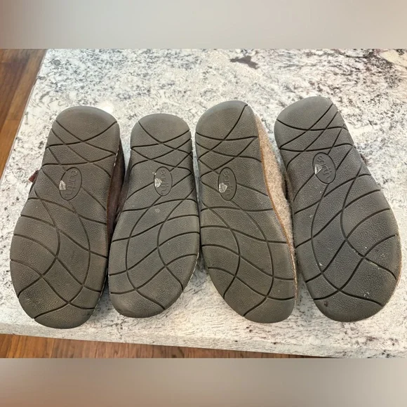 2 Pairs Earth Shoes size 8 Very Good Condition - Picture 7 of 13